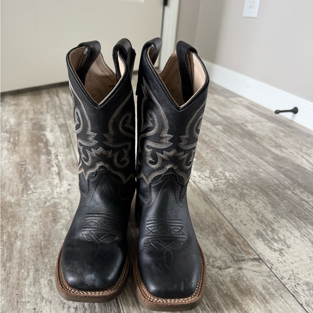 Kids Boys Black Cody James Western Cowboy Boots size little kid 13.5